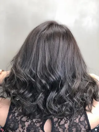 ミディアム カラー 【透明感、艶髪】西村 有司のヘアスタイル
