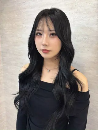 ロング カラー ヘアアレンジ 韓国レイヤーカット/ 儚げカラーチナツのヘアスタイル