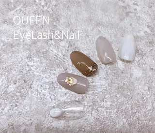 ミディアム カラー ネイル Bloom Nailのネイルデザイン