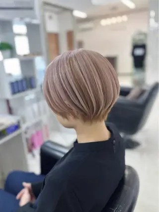 ショート カラー YURI ✨のヘアスタイル
