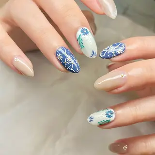 セミロング カラー パーマ ヘアアレンジ メンズ キッズ ネイル マツエク・マツパ アイブロウ el. by Aoのネイルデザイン