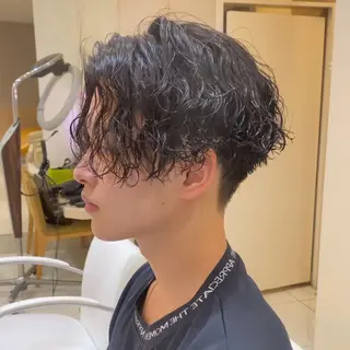 メンズ 新宿/韓国レイヤー/ 顔まわり透明感カラーのヘアスタイル
