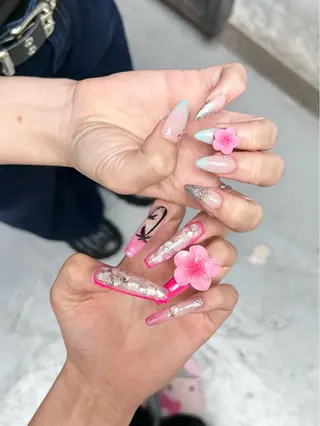 ネイル IROHA NAIL 愛音のネイルデザイン