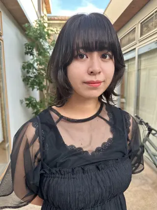 ショート カラー 中山 まどかのヘアスタイル