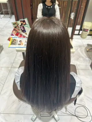 ロング カラー 野沢 碧のヘアスタイル