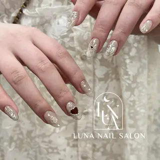 ネイル LUNA Nail salon💕のネイルデザイン