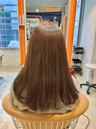 セミロング カラー パーマ うしだ かおるのヘアスタイル