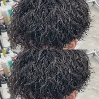 ショート パーマ メンズ 山﨑 結太のヘアスタイル