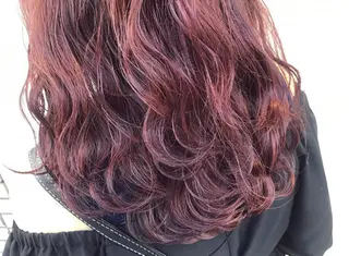 カラー ミヤワキ モモコのヘアスタイル