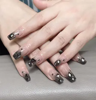 ネイル Queen‘s なんのネイルデザイン