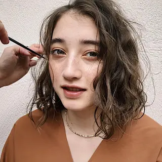 ミディアム パーマ ヘアアレンジ 松田 亮葉のヘアスタイル