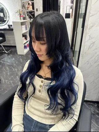 ロング stylist Momoのヘアスタイル