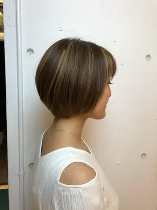 ショート 杉野 凜のヘアスタイル