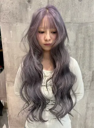 ロング カラー ヘアアレンジ 🌈【🎀ヘアデザイ ナー🎀】✨ノン✨のヘアスタイル
