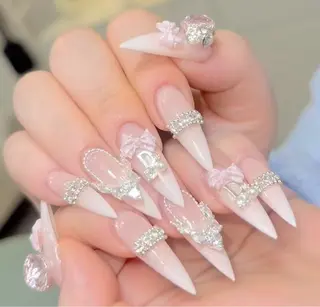 ネイル D-BEAUTY Nailsalonのネイルデザイン