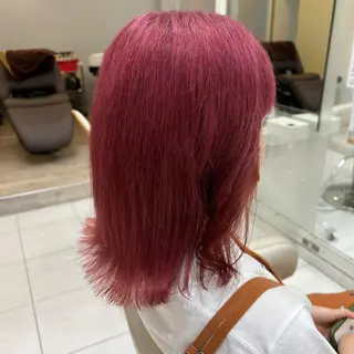 カラー melca. Amiのヘアスタイル