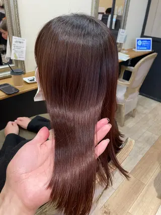 カラー しおり🍬 KOKORO🤍のヘアスタイル