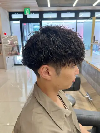 ショート パーマ メンズ 🏅メンズ特化 ヤマクラ タイキのヘアスタイル