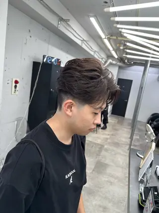 ショート カラー パーマ メンズ 山﨑 結太のヘアスタイル