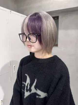 ショート Manami🖤 レイヤー×ハイトーンのヘアスタイル