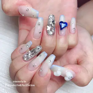 ミディアム ネイル 🐾enen style 🐾のネイルデザイン