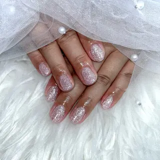 ネイル LAVISH momoneのネイルデザイン