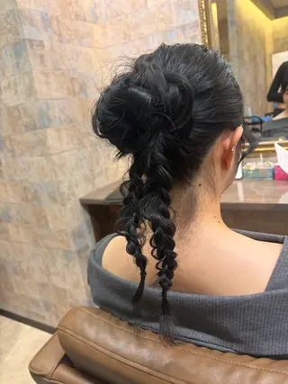 ロング ヘアアレンジ 前田 みのりのヘアスタイル