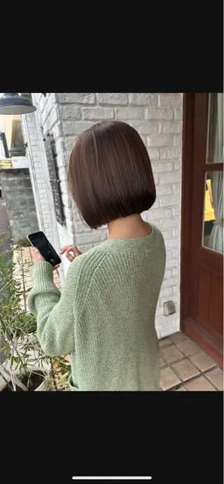ショート qpulaあいみ 透明感カラーのヘアスタイル