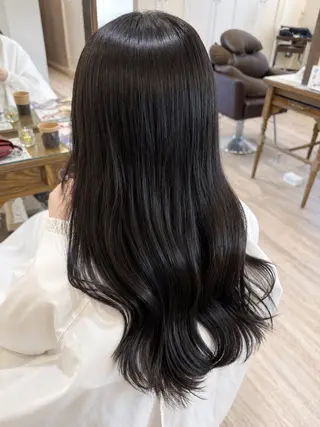 ロング カラー 清水 彩生のヘアスタイル