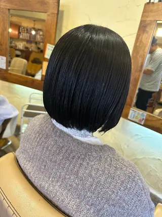 ミディアム 冨士 美織のヘアスタイル