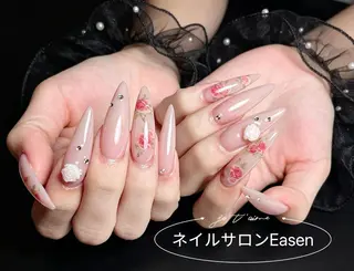 ネイル Easenネイル (長さ出し専門)のネイルデザイン