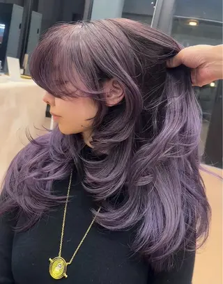 ロング kouji メンズバレイヤージュのヘアスタイル