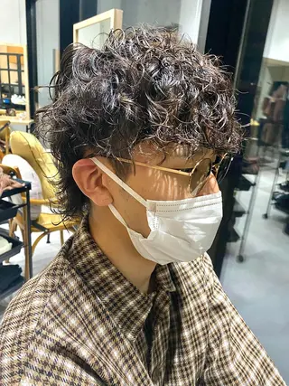ミディアム パーマ メンズ 似合う髪型見つけます AYAKAのヘアスタイル