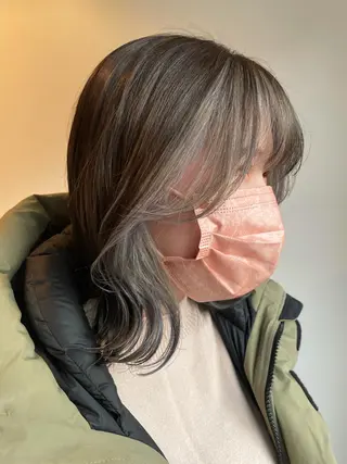 セミロング カラー ヘアアレンジ REONA🪽✨薬院 レイヤーカット🫧のヘアスタイル