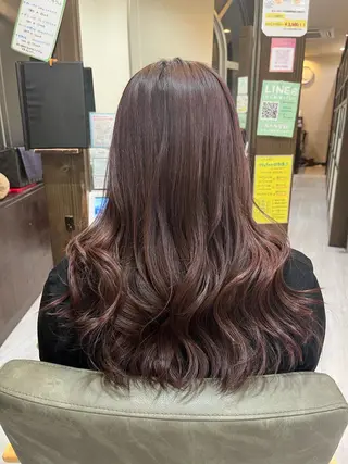 セミロング 佐藤 瑚碧のヘアスタイル