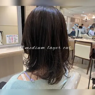 ミディアム カラー 似合う髪型見つけます AYAKAのヘアスタイル