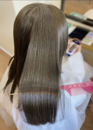 ロング 加藤 碧唯のヘアスタイル