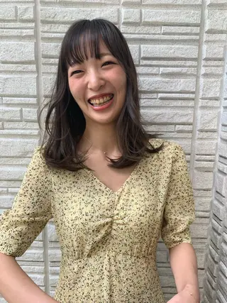 ミディアム カラー 柔らかブラウン/顔周 りレイヤー♡ユウシのヘアスタイル