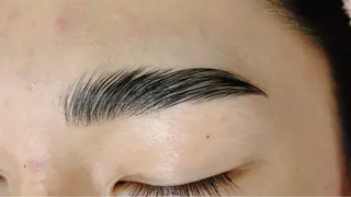 メンズ アイブロウ Aguhair さかいのマツエク・マツパデザイン