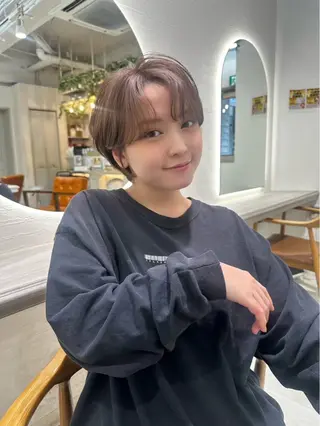 カラー ♻️ブリーチなし カラー♻️のヘアスタイル