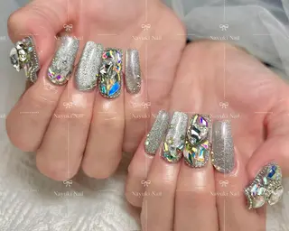 ネイル 🦋 Queenieのネイルデザイン