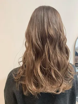 ロング カラー ヘアアレンジ REONA🪽✨薬院 レイヤーカット🫧のヘアスタイル