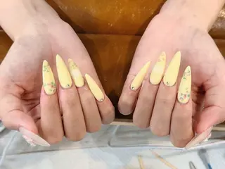 ネイル REI 池袋のネイルデザイン