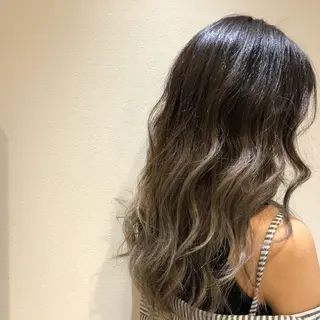 ロング カラー soelle Hanaのヘアスタイル