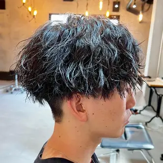 ショート パーマ メンズ シャドウ ツイスパ ニュアンスおがたのヘアスタイル