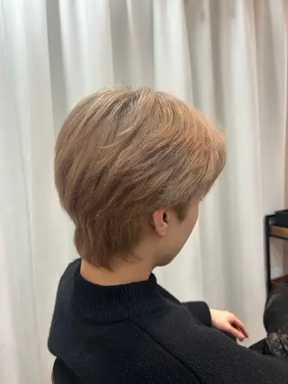 カラー 脇野 真琴のヘアスタイル