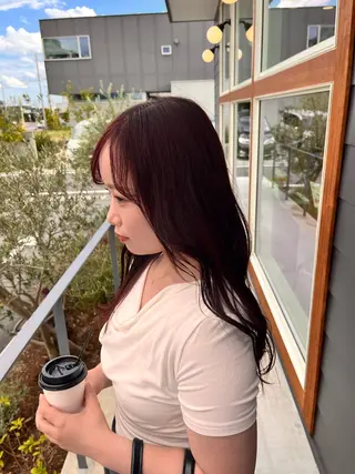 ロング カラー 吉水 果穂のヘアスタイル
