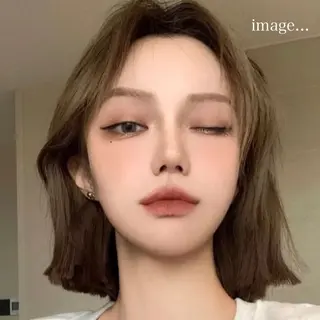 ショート KONOMI スタイリストのヘアスタイル