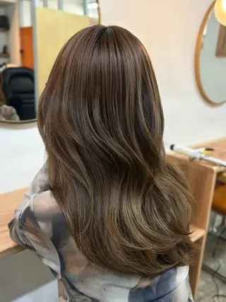 ロング カラー まさと/ブリーチなし カラーレイヤーカットのヘアスタイル