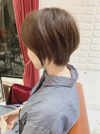 ショート カラー 大人女性ショート専門 tomodaのヘアスタイル